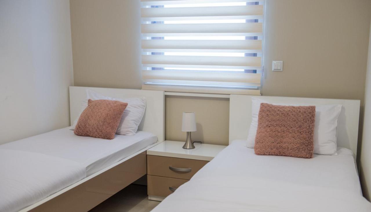 Apartment Light De Luxe - With Old Bridge View Mostar Exterior photo